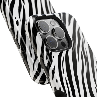 osbina | MagSafe Compatible for iPhone | The Bengal Bold Stripe Case in White + Black | The Season Collective