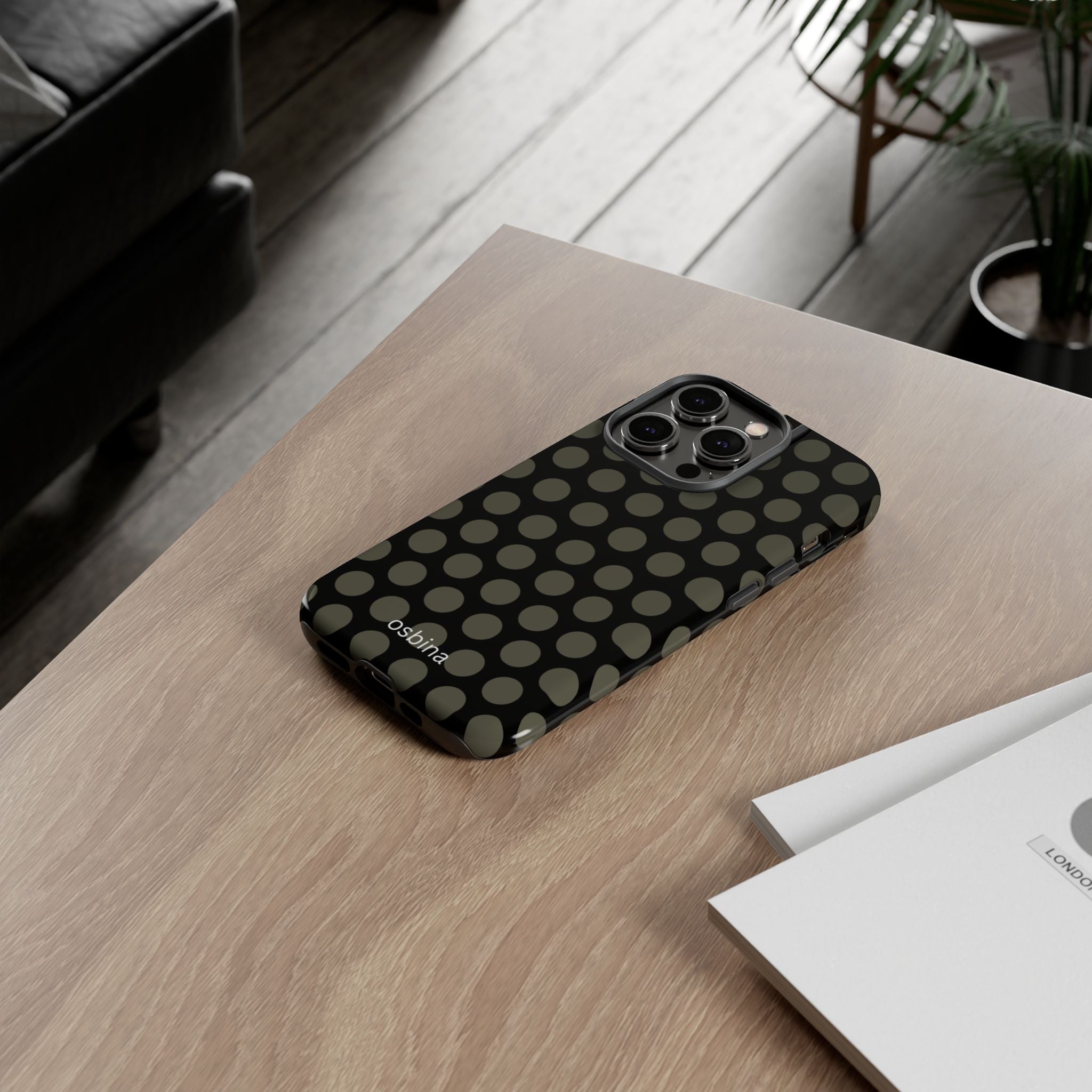 osbina | Onyx Chic Designer Case