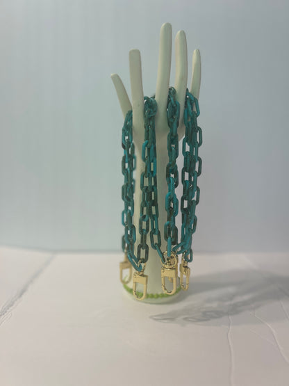 osbina Signature Resin Chain Wrist Straps