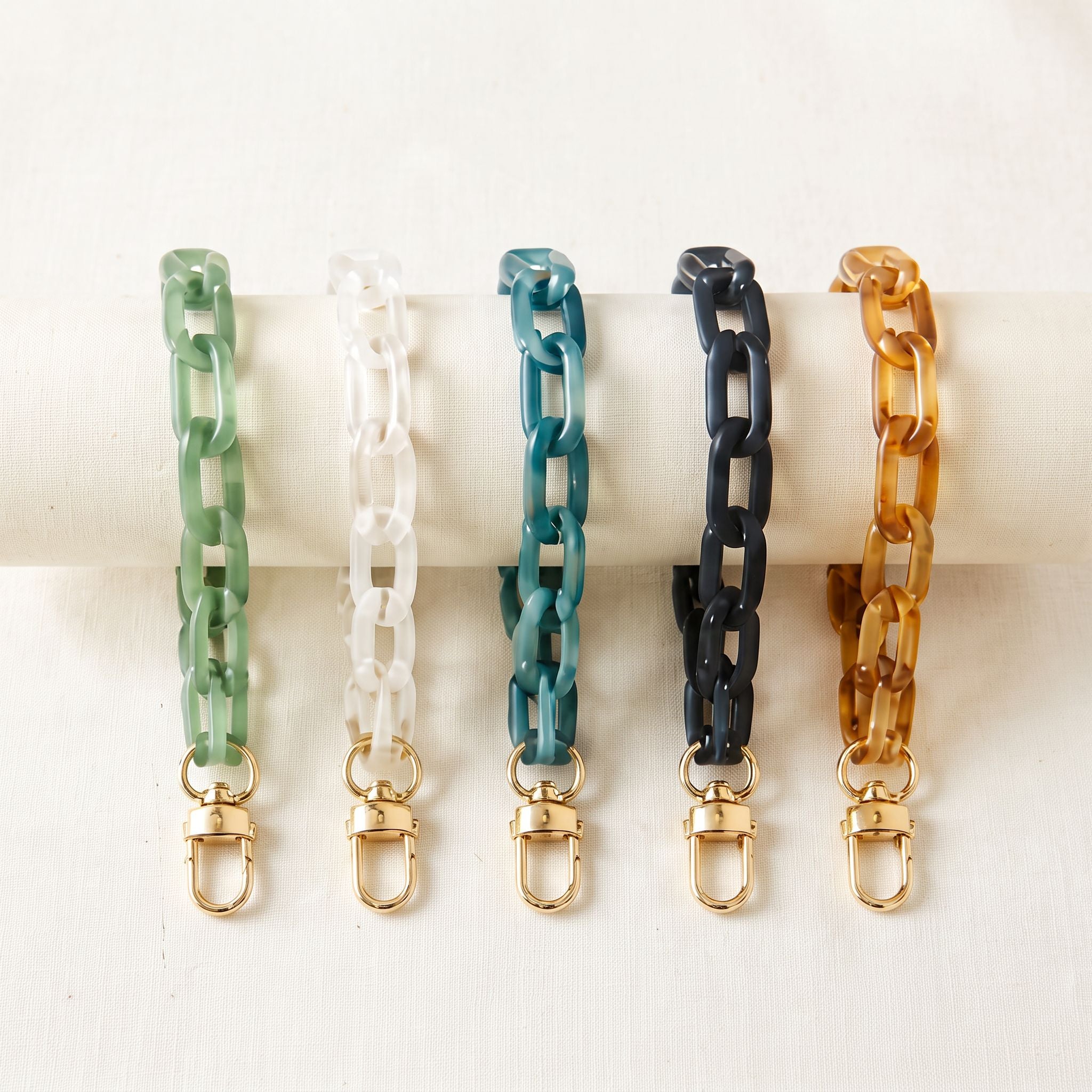 osbina Signature Resin Chain Wrist Straps